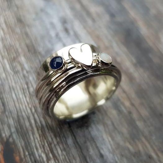SPRINGWOOD | Silver Heart Ring