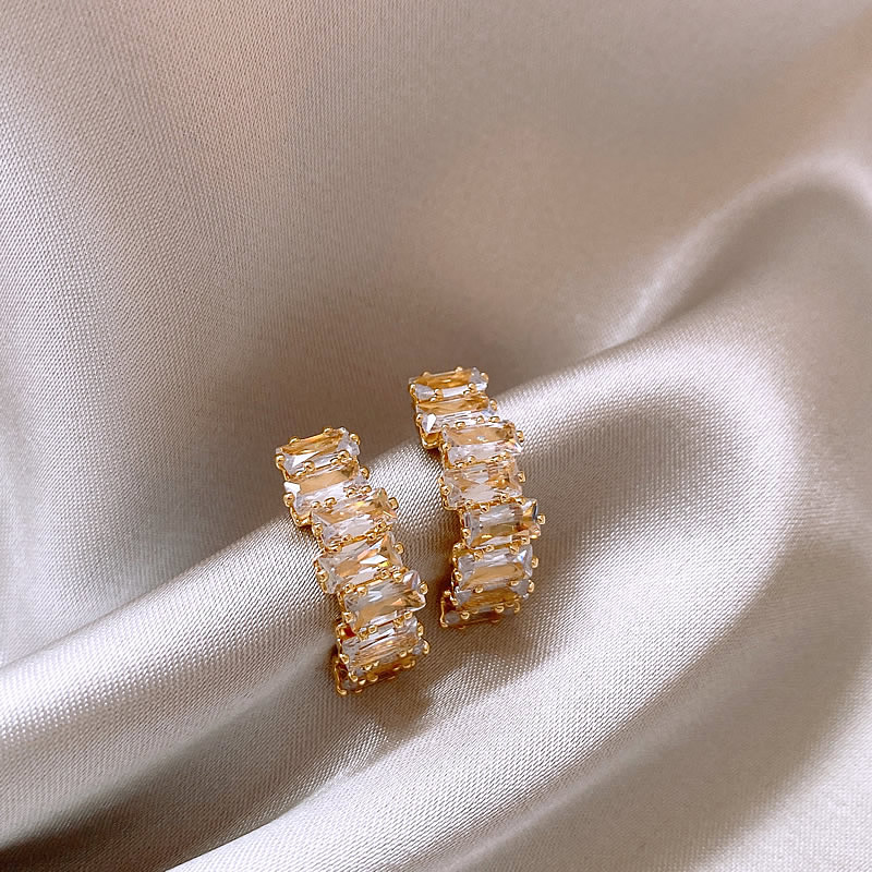 CELESTIA | Gold Brilliant Earrings