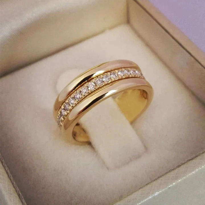 DATEWOOD | Zirconia Ring