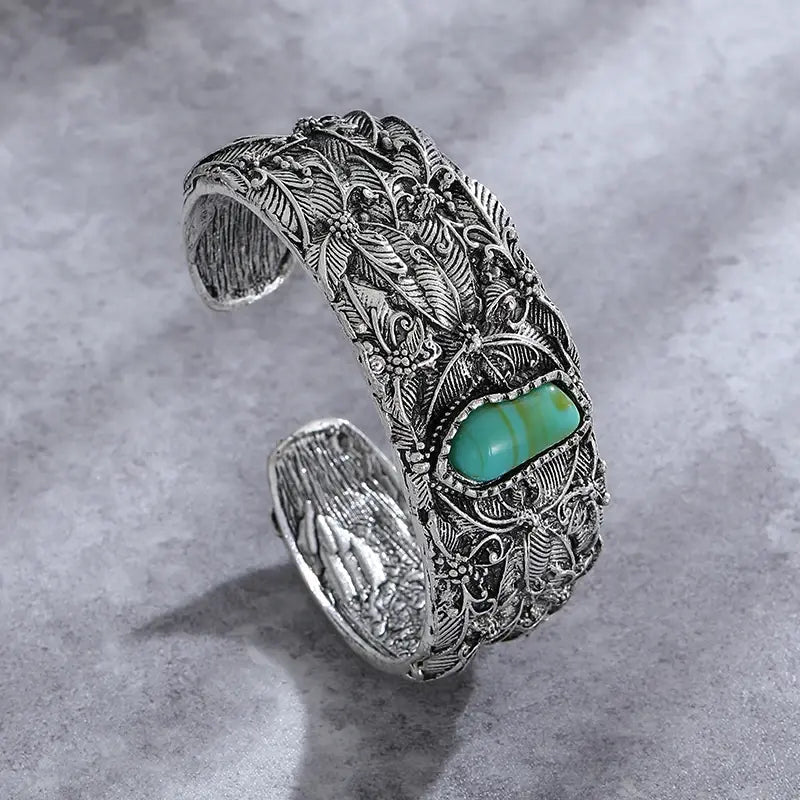 RADIANTA | Turquoise Vintage Bracelet