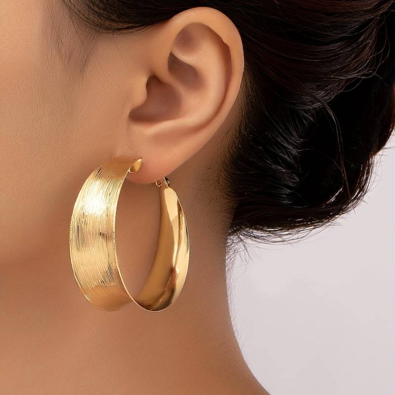 FINCH | Gold Vintage Earrings