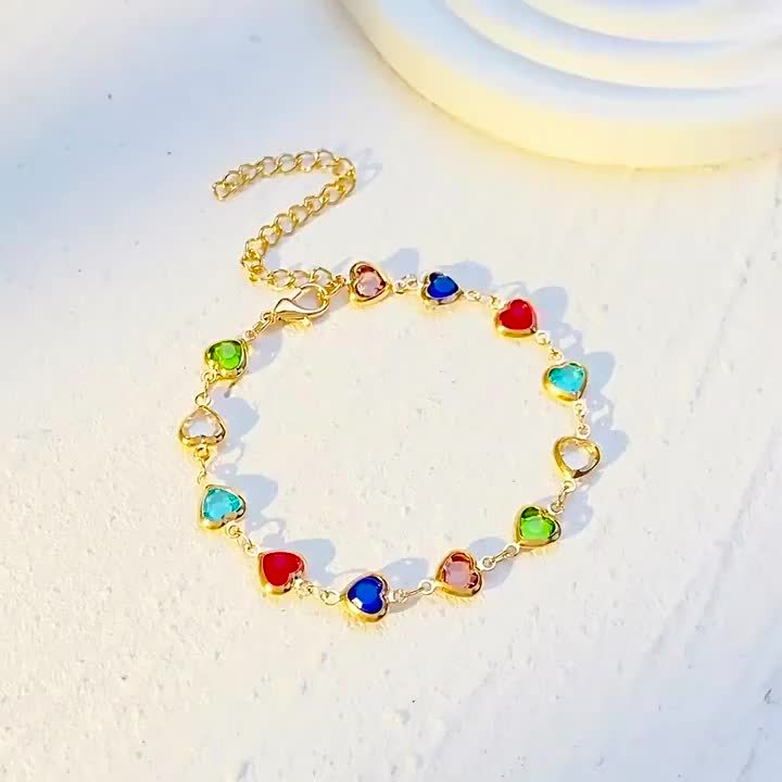 TENDER | Heart Charm Bracelet