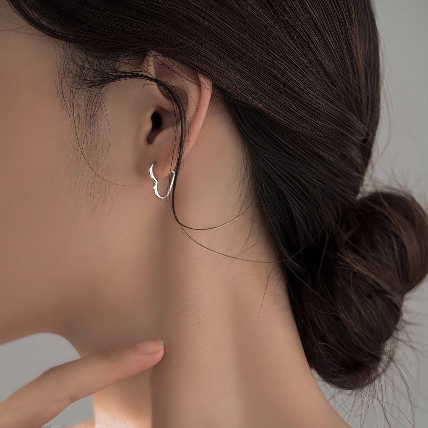 BLAZESTONE | Gold Heart Earrings