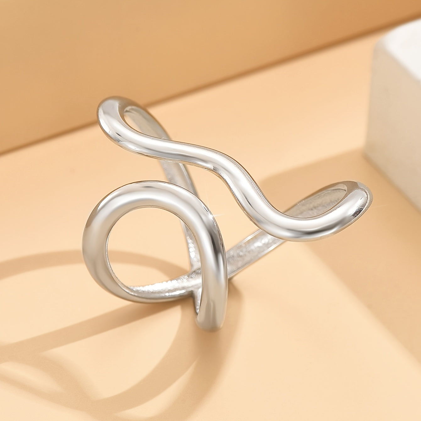 WATERFALL | Chic Ring
