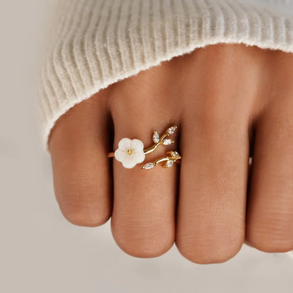 DAPPLEWOOD | Classic Ring