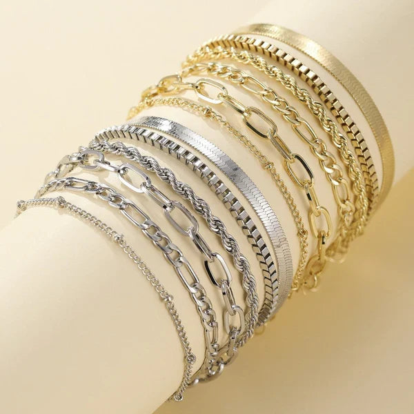 QUINTET | Gold Stacking Bracelet Set