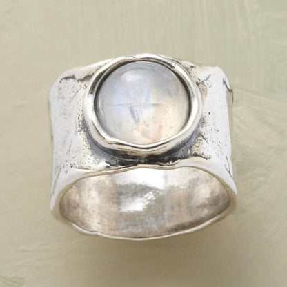 KINDLE | Moon Ring