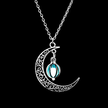 MAPLEWOOD | Moon Necklace
