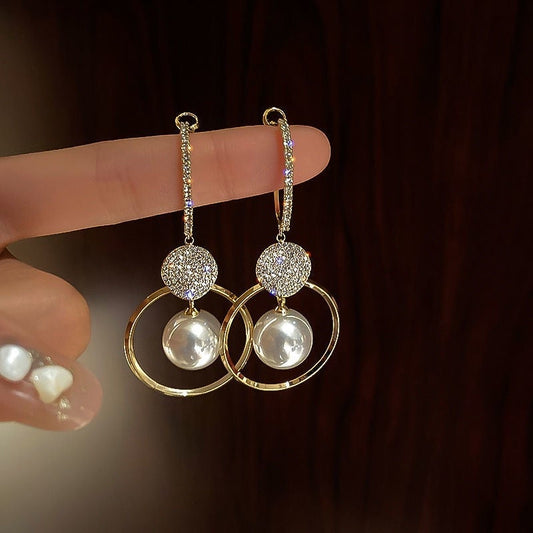 LUMEN | Cultured Pearl Earrings