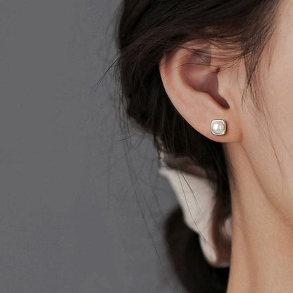 BROOK | Freshwater Pearl Earrings