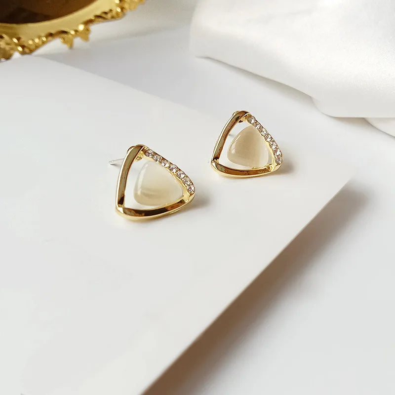 MISTLETOE | Sophisticated Earrings