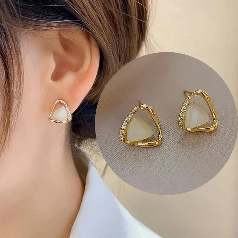 MISTLETOE | Sophisticated Earrings