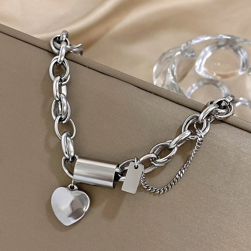 EMBERGLOW | Gold Heart Bracelet