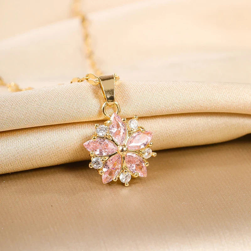 SAKURA | Romantic Rose Necklace