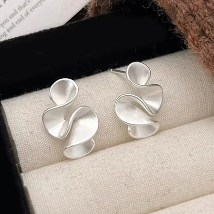 GLACIER | Silver Flower Earrings