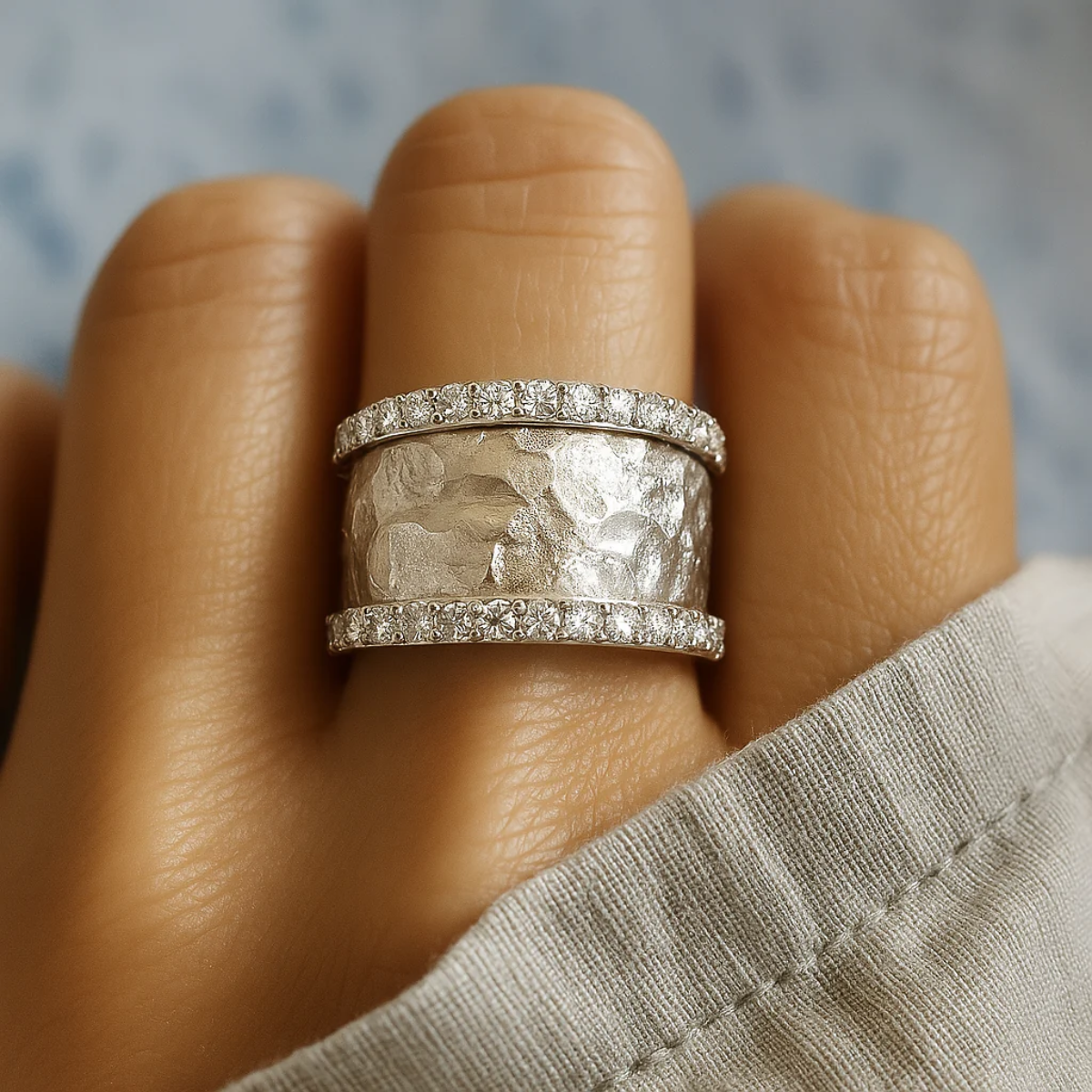 ORBIT | Vintage Silver Zircon Ring