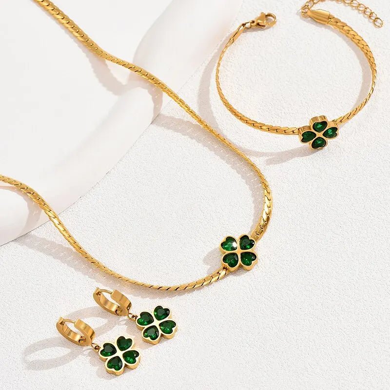HILLSIDE | Classic Necklace