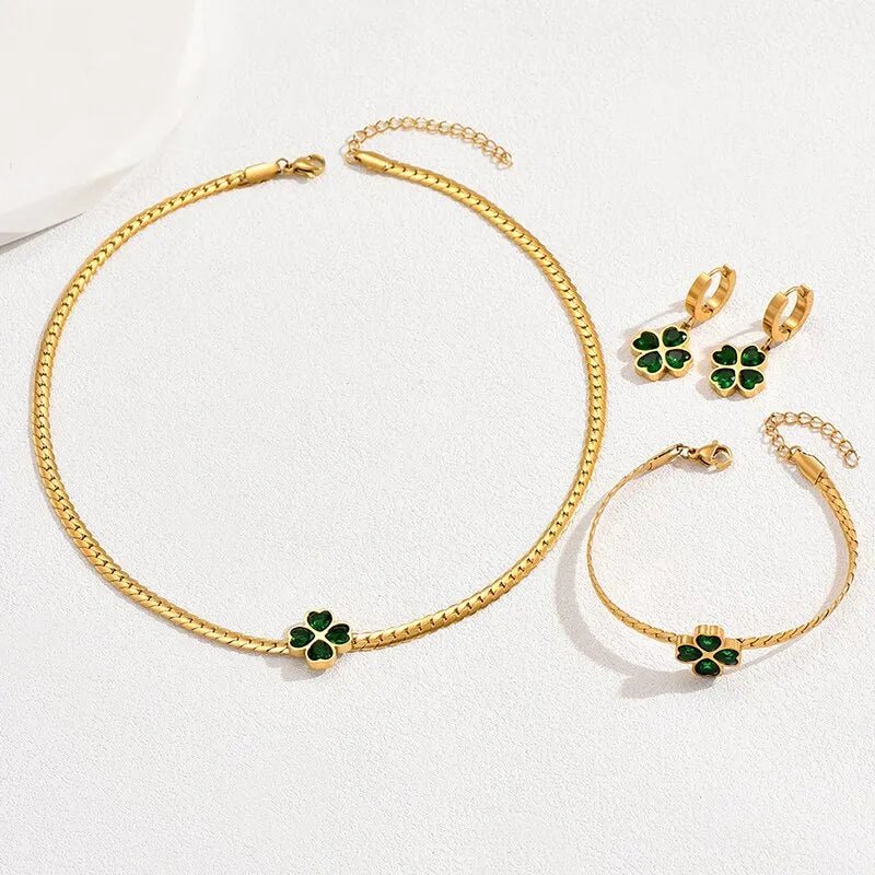 HILLSIDE | Classic Necklace