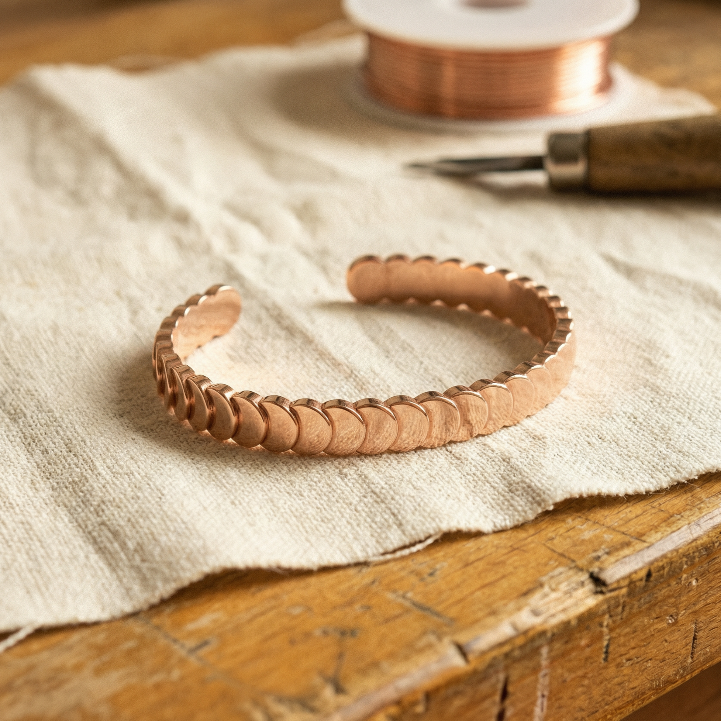 TIDE | Overlapping Scale Copper Bracelet